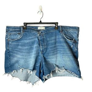 Abercrombie & Fitch Crossover Waist 37 / 24 High Rise The Dad Short